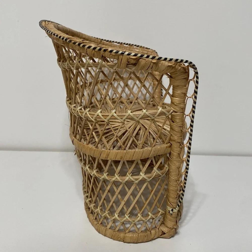 Woven Rattan Basket - Natural Brown